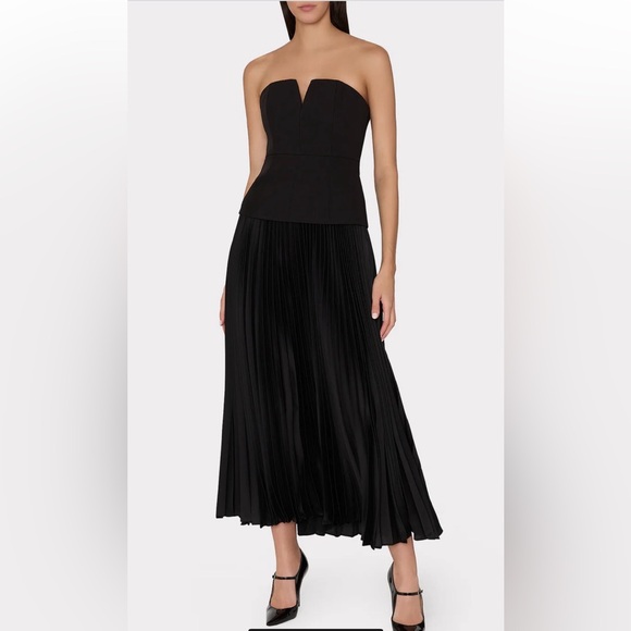 Milly Dress - Picture 1 of 8